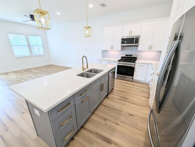 4913 Fisk St, Houston, TX 77009 - photo 4