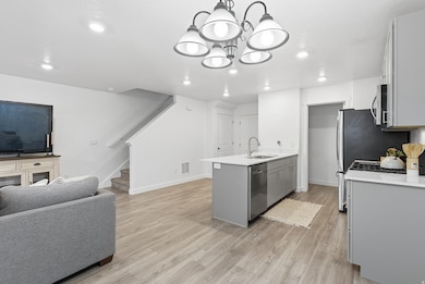 406 N Regatta Ln, Saratoga Springs, UT 84045 - photo 7