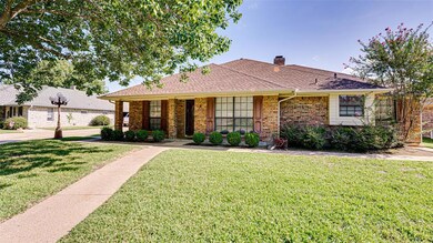 2500 St Andrews Dr, Ennis, TX 75119 - photo 2