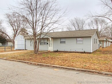 2325 S Cedar St, Sapulpa, OK 74066 - photo 4