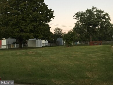 625 Bruce St, Brooklyn, MD 21225 - photo 4