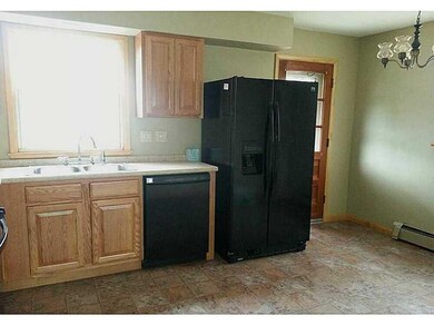 61 Bryant St, Homer City, PA 15748 - photo 4