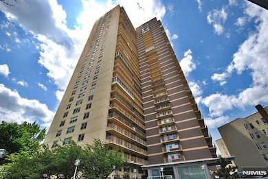 Riviera Towers unit 3H, West New York, NJ 07093 - photo 4