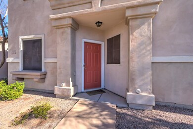 687 E Los Arboles Pl-6