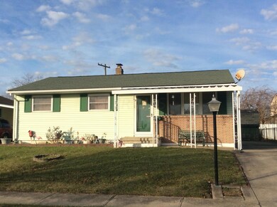 4166 Dixie Ct, Columbus, OH 43228 - photo 2