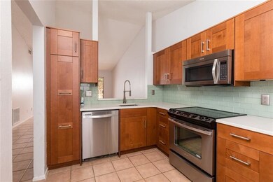 3292 Hibiscus Dr unit 124, Palm Harbor, FL 34684 - photo 7