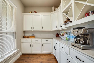 105 Green Oaks Dr, Sadler, TX 76264 - photo 7