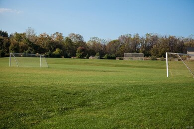 2160 Eagles Landing Dr unit 109, Nazareth, PA 18064 - photo 6