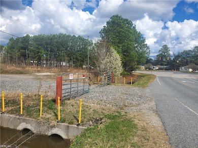 gated access from peaceful rd