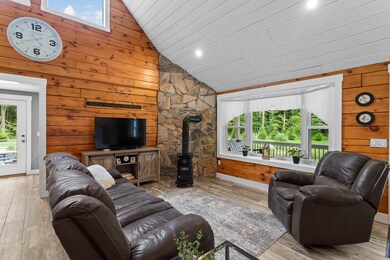 364 Chester Rd, Auburn, NH 03032 - photo 7