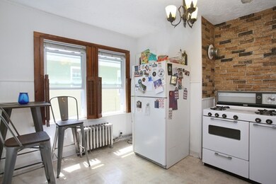 83 W Walnut Park unit 2, Roxbury, MA 02119 - photo 4