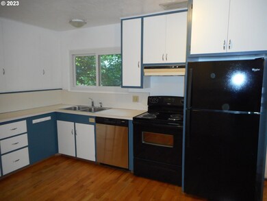 2698 Fairmount Blvd, Eugene, OR 97403 - photo 2