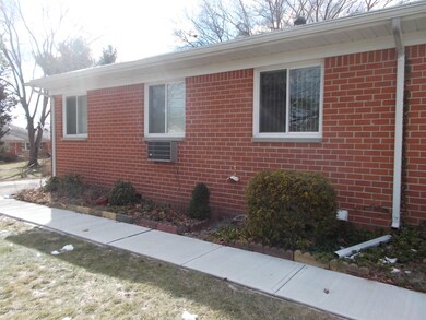 41 D COLUMBUS BLVD 074