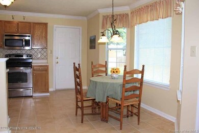CASUAL DINING