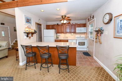 895 Cherry Ln, Southampton, PA 18966 - photo 6