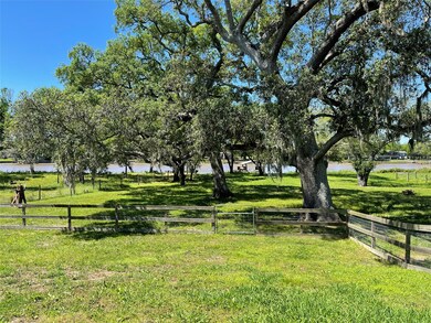 3729 Farm To Market 2611, Brazoria, TX 77422 - photo 2