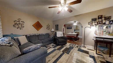 2921 Champaign Ave, Mattoon, IL 61938 - photo 6