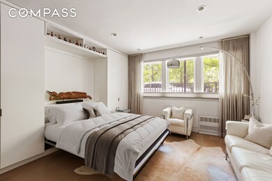 48 Gramercy Park N unit 1A, New York, NY 10010 - photo 4