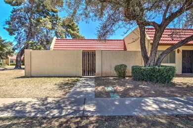 3424 W Del Monico Ln, Phoenix, AZ 85051 - photo 2