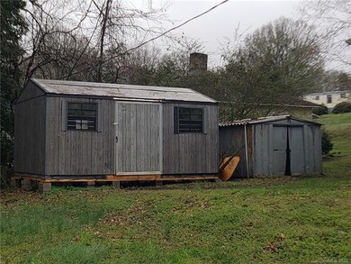 103 Poplar St, Clover, SC 29710 - photo 5