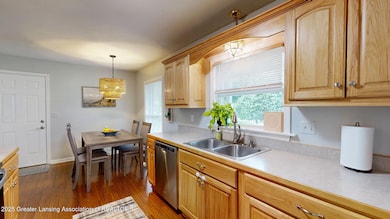 38-web-or-mls-6916 Toboggan Lane (38)