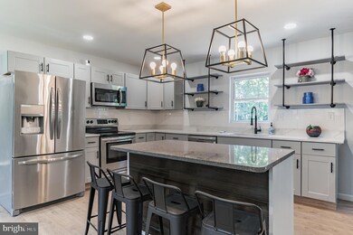 1175 Marlboro Rd, Lothian, MD 20711 - photo 3