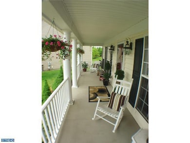 319 Kennard Rd, Perkasie, PA 18944 - photo 3