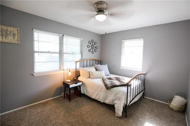 1418 NW A St, Blue Springs, MO 64015 - photo 3