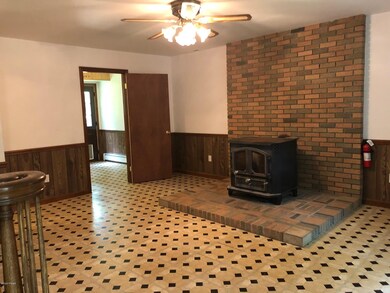 118 Pleasant Ln, Milford, PA 18337 - photo 4