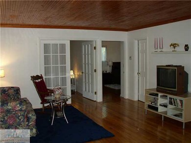 831 W Northrup St, Lansing, MI 48911 - photo 3