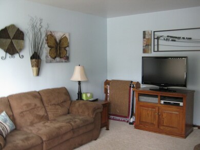 Living room v 1