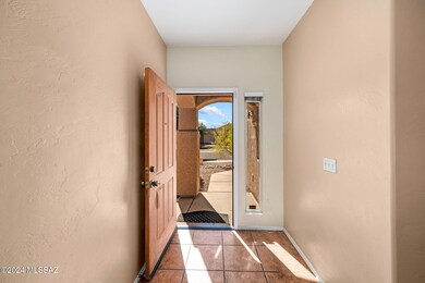 7-web-or-mls-5420 N Mesquite Bosque Way