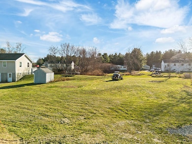 3 Kingman St, Fairfield, ME 04937 - photo 5