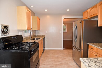 9010 Susan Ln, Clinton, MD 20735 - photo 7