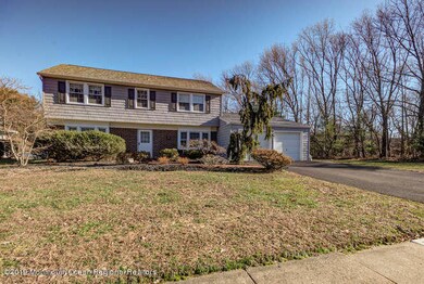 123 Ivy Hill Dr Aberdeen NJ-small-002-25