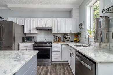 154 Grove St, Woonsocket, RI 02895 - photo 7