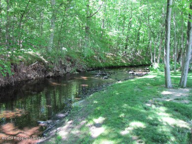 43 Oak Dr, Mountain Top, PA 18707 - photo 4