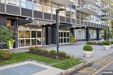 Tower West unit 8E, West New York, NJ 07093 - photo 4