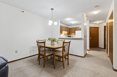 7622 York Ave S unit 1209, Edina, MN 55435 - photo 4