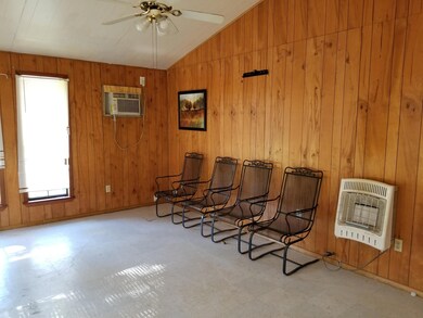 616 Service Rd, Laurel, MS 39443 - photo 5