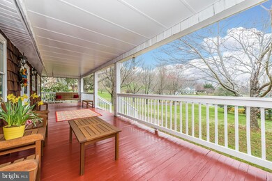 5805 Stonehouse Ct, Frederick, MD 21702 - photo 4