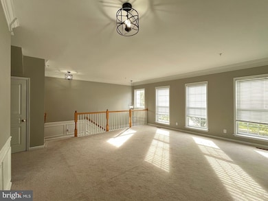 895 Chatfield Rd unit 3, Warrington, PA 18976 - photo 2