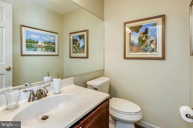 1215 Michigan Ct, Alexandria, VA 22314 - photo 7