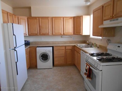 3703 Sierra Vista Dr, Farmington, NM 87402 - photo 4