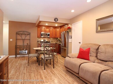360 Barlow Ave unit 9, Staten Island, NY 10308 - photo 3