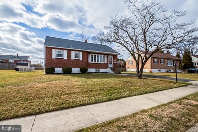 4539 Roslyn Dr, Wilmington, DE 19804 - photo 2