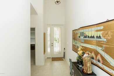004_Foyer