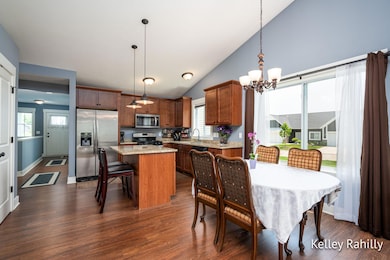 12-web-or-mls-5298 Swanwood St-12