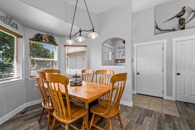 2021_07_23_2124_nw_maple_tree_ct-7
