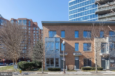 1500 N Scott St unit TH1, Arlington, VA 22209 - photo 3